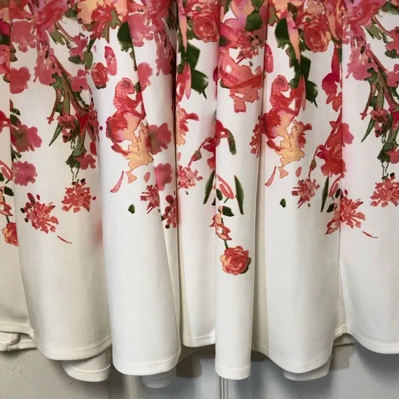 Gabby Skye Sleeveless Floral Fit & Flare Dress - Picture 14 of 16